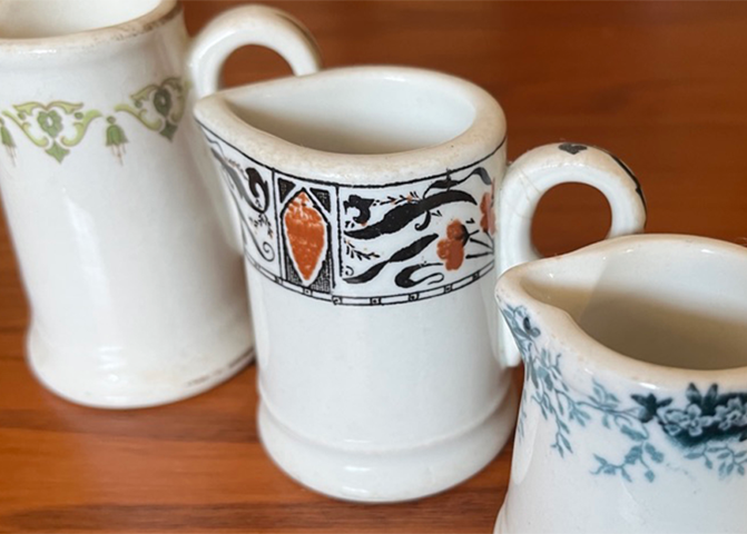 Creamers, restaurant ware