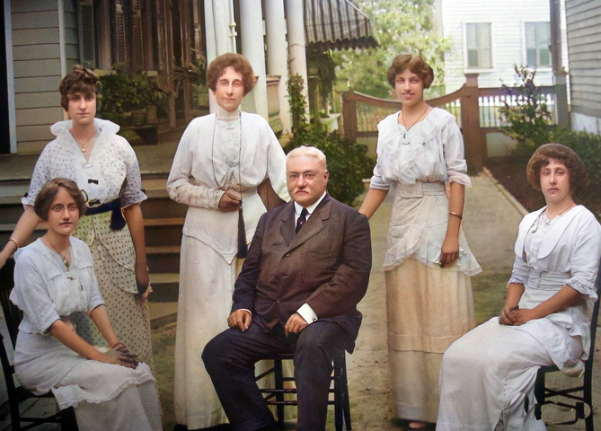 George Jatho family in Charleston, 1910